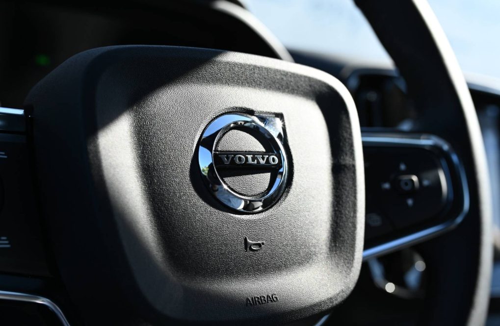 Volvo-XC40-B3-P-PLUS-MHEV-12