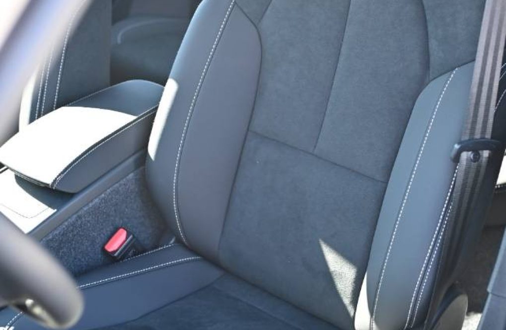 Volvo-XC40-B3-P-PLUS-MHEV-16