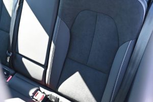 Volvo-XC40-B3-P-PLUS-MHEV-17
