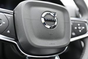 Volvo-XC40-B3-P-PLUS-MHEV-18