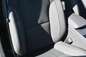 Volvo-XC40-B3-P-PLUS-MHEV-19