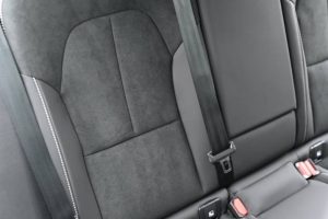 Volvo-XC40-B3-P-PLUS-MHEV-24