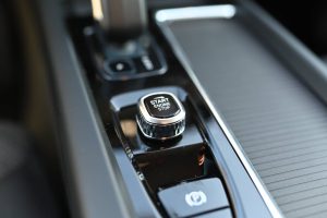 Volvo-XC60-B5-P-CORE-13