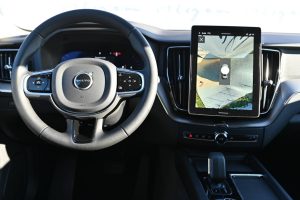Volvo-XC60-B5-P-CORE-9