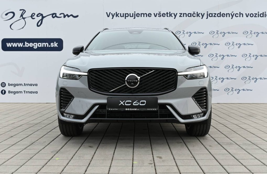 Volvo-XC60-B5-P-PLUS-1