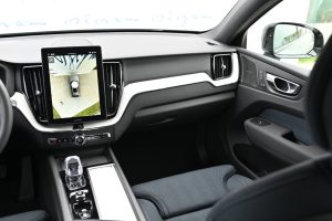 Volvo-XC60-B5-P-PLUS-9