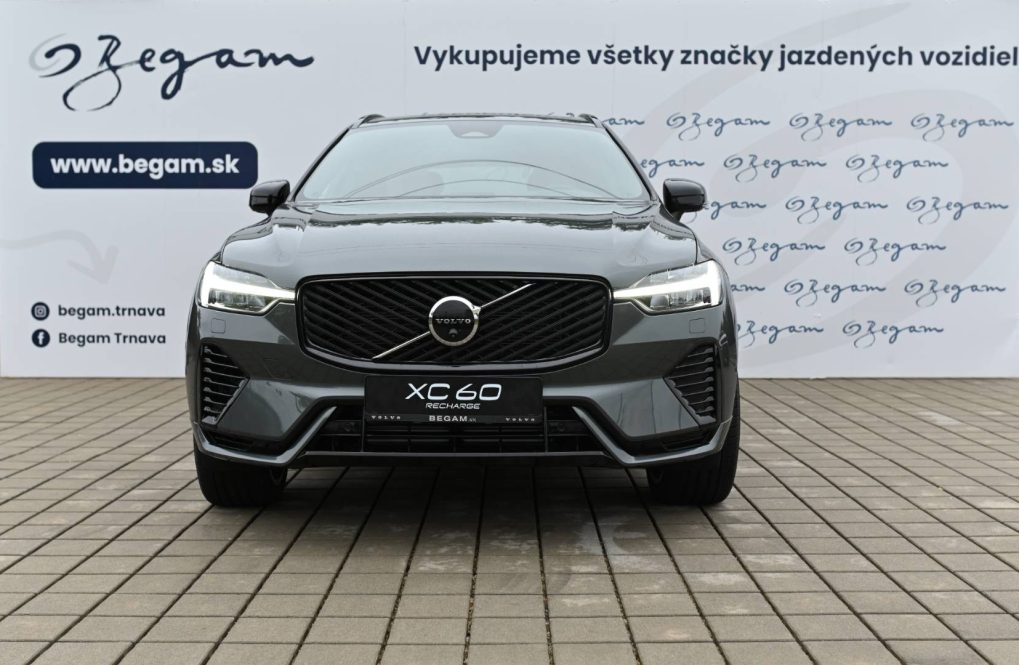 Volvo-XC60-T8-PHEV-PLUS-DARK-1