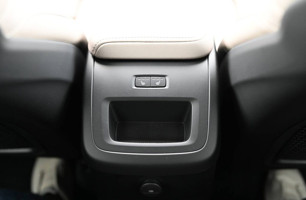 Volvo-XC60-T8-PHEV-PLUS-DARK-20