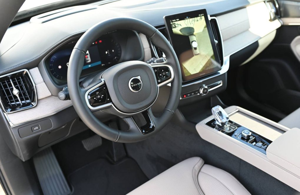 Volvo-XC90-B5-P-PLUS-BRIGHT-10