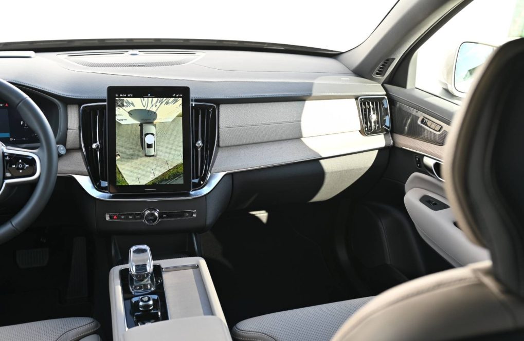 Volvo-XC90-B5-P-PLUS-BRIGHT-12