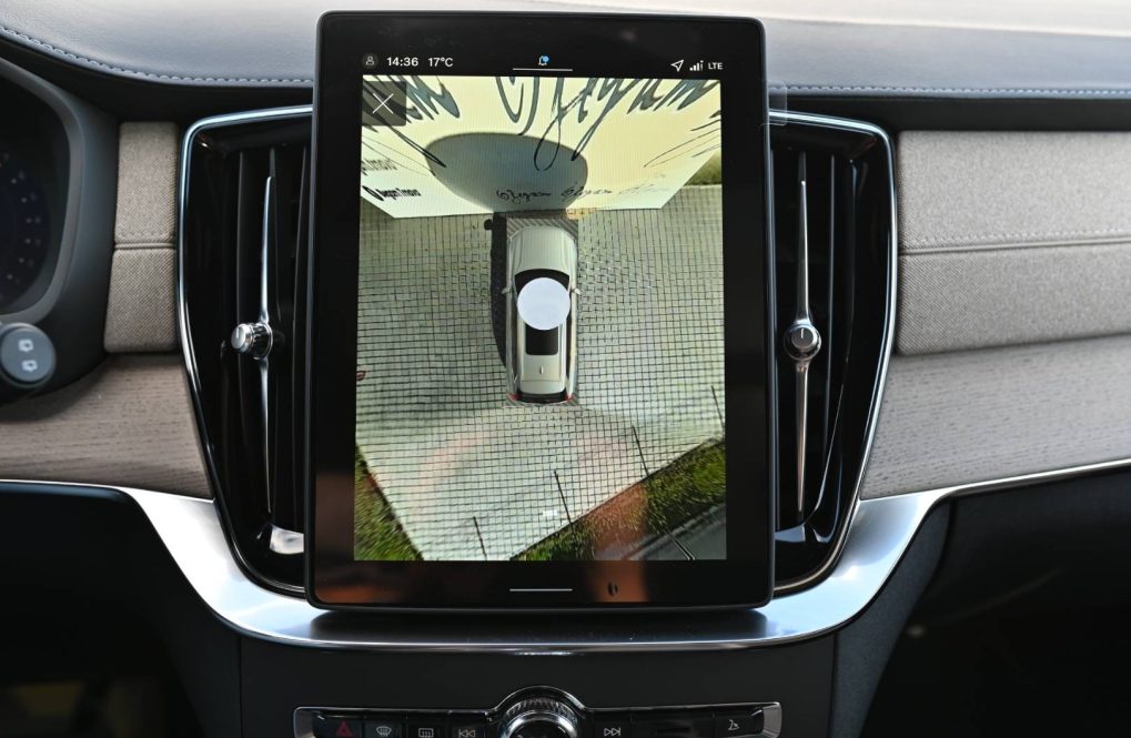 Volvo-XC90-B5-P-PLUS-BRIGHT-17