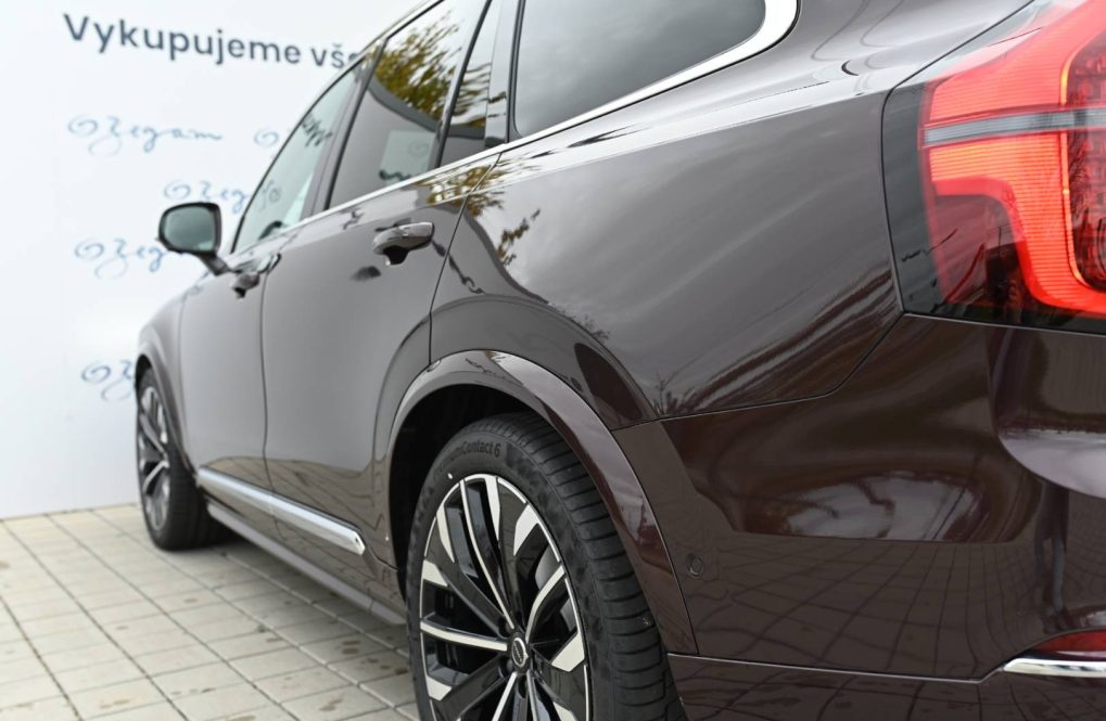 Volvo-XC90-B5-P-PLUS-BRIGHT-9