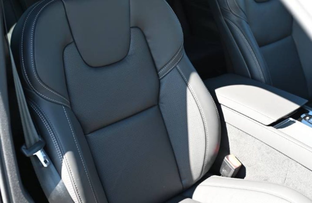 Volvo-XC90-B5-P-PLUS-Black-Edition-26