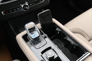 Volvo-XC90-T8-P-PHEV-ULTRA-Bright-17
